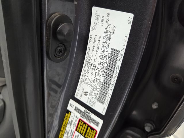 Used 2015 Toyota Tacoma 4x4 Double Cab w/ SR5 Package image 17