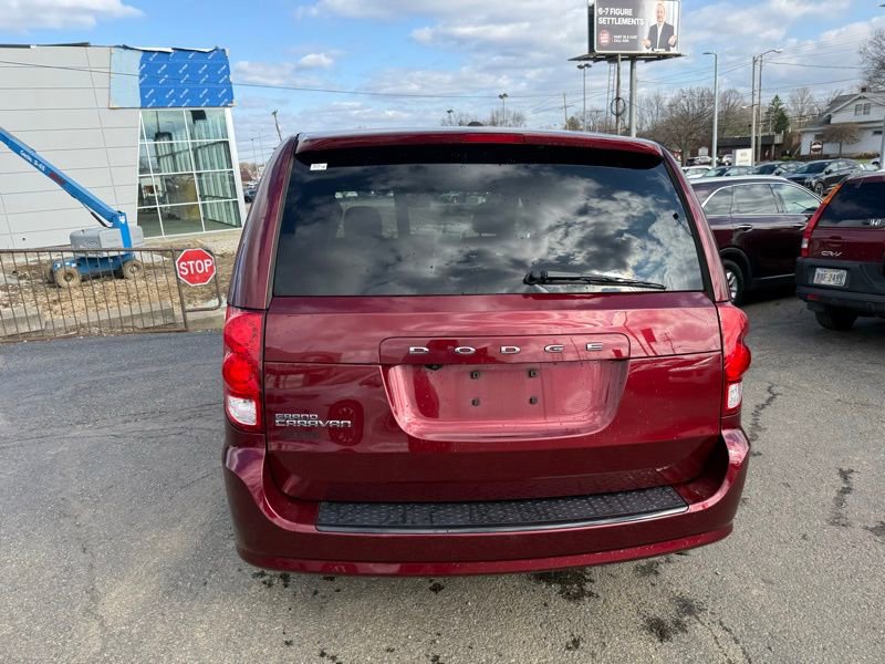 Used 2018 Dodge Grand Caravan SXT w/ Driver Convenience Group image 6