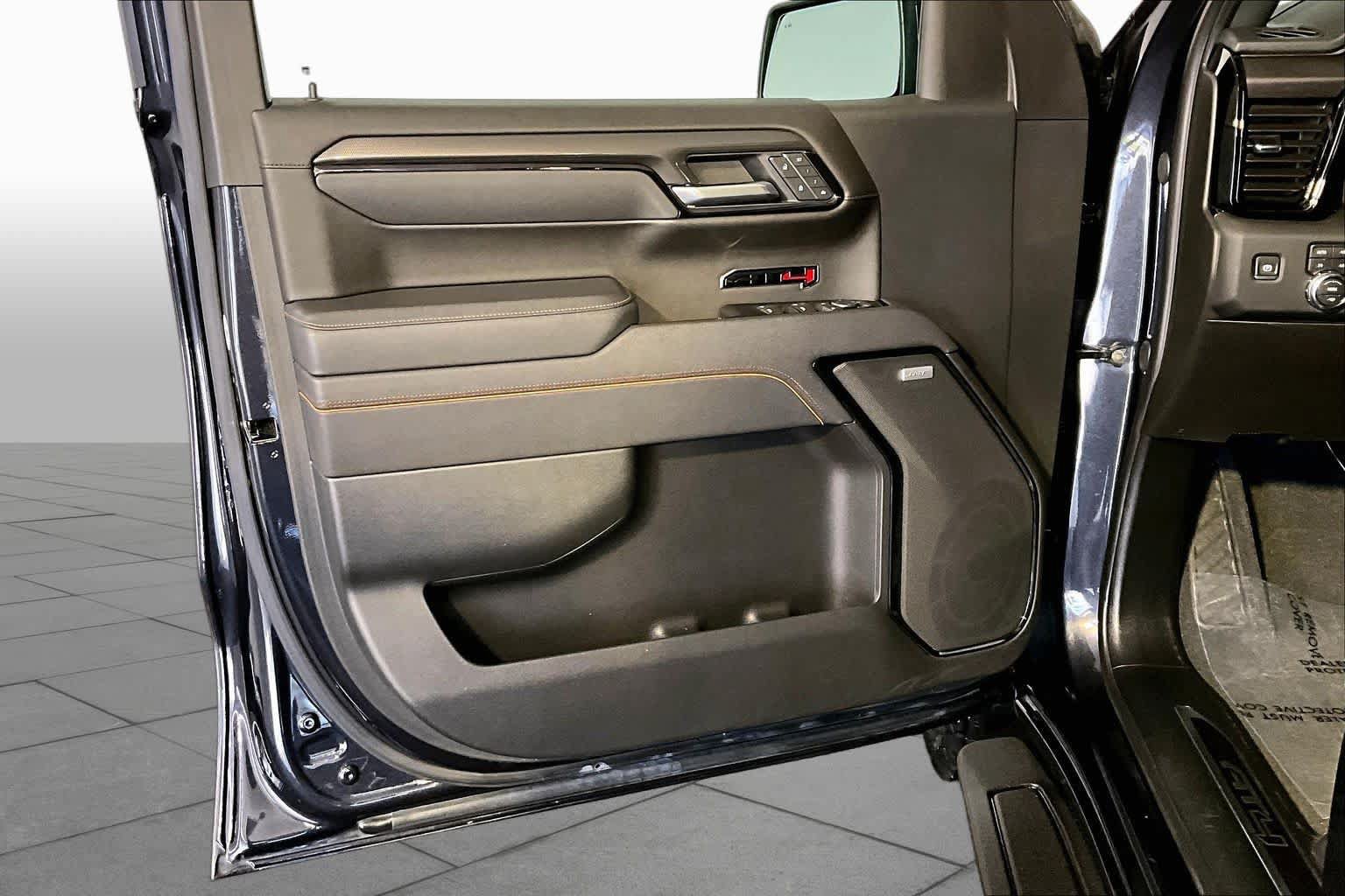 Used 2025 GMC Sierra 1500 AT4 w/ AT4 Premium Package AWD/4WD image 22