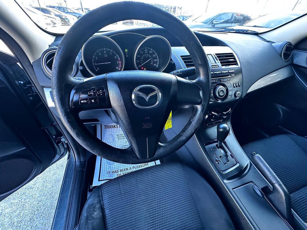 Used 2013 MAZDA MAZDA3 i SV FWD image 4