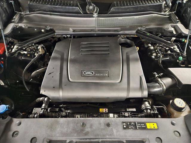 Used 2024 Land Rover Defender 110 S image 22