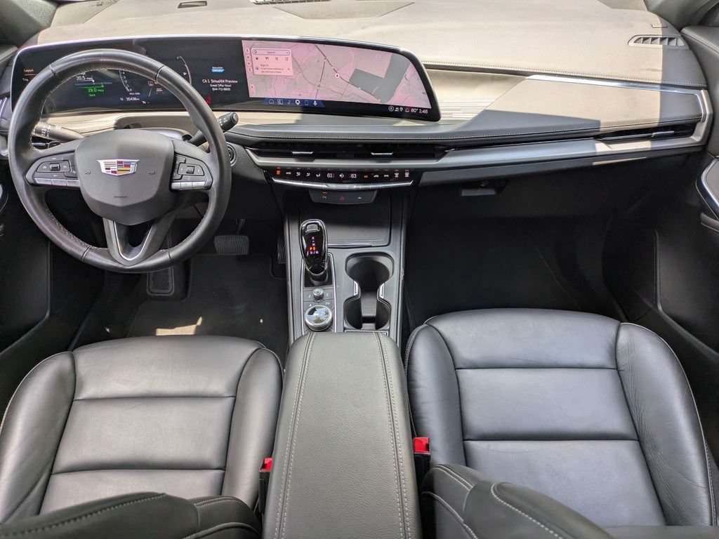 Certified 2024 Cadillac XT4 Premium Luxury FWD image 18