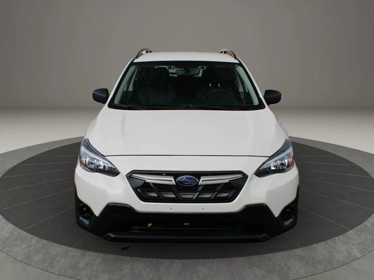 Used 2023 Subaru Crosstrek 2.0i image 2