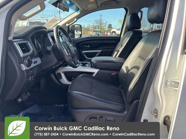 Used 2016 Nissan Titan PRO-4X image 11