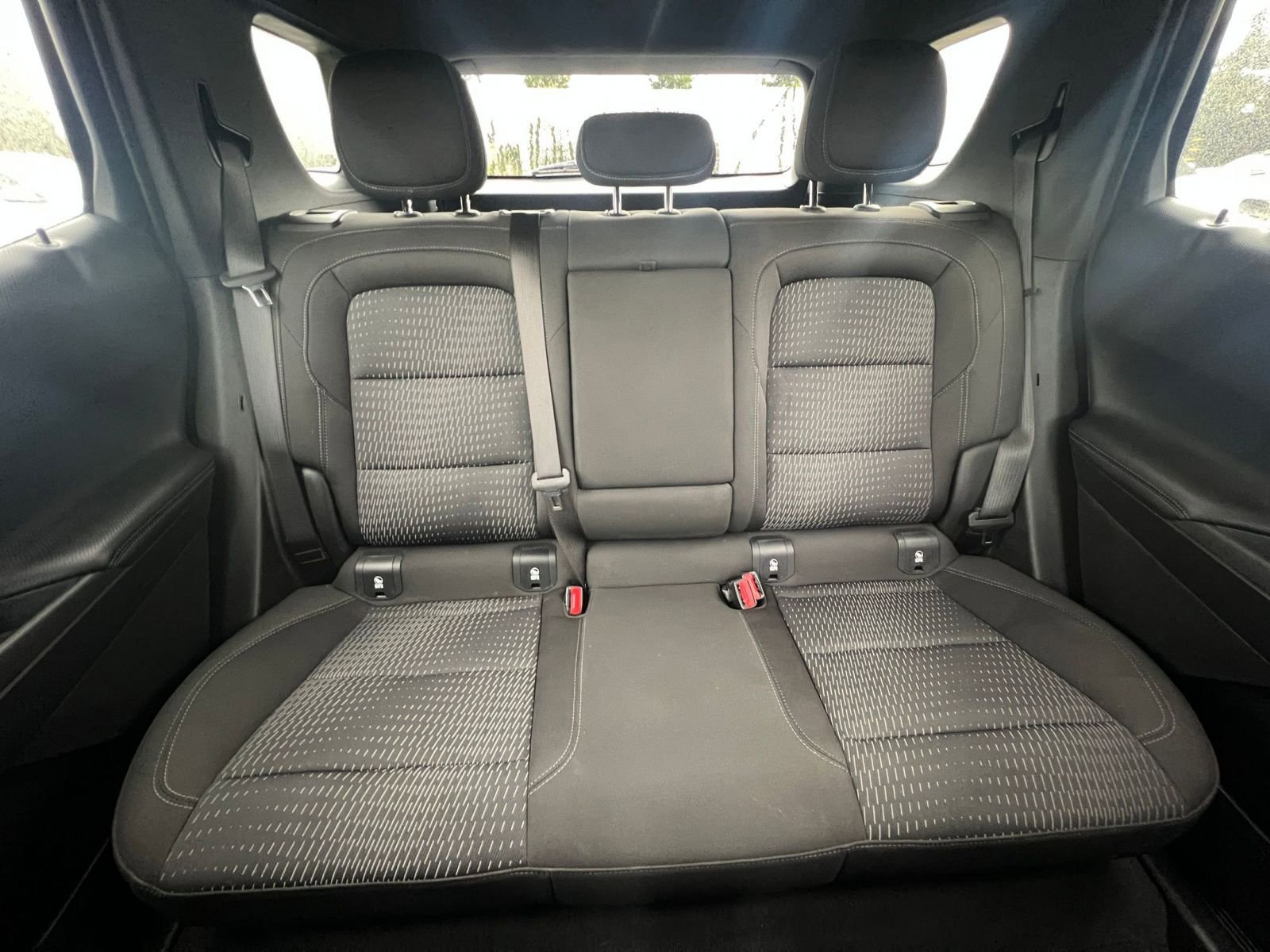 Used 2025 Chevrolet Equinox LT AWD/4WD image 38