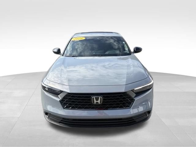 Used 2025 Honda Accord Sport image 7