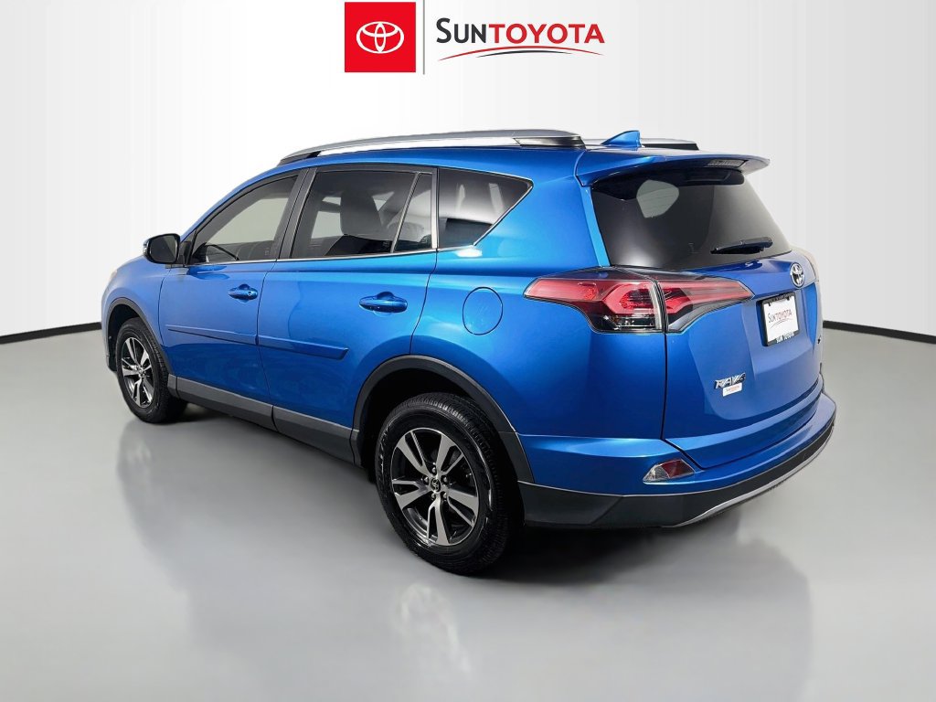 Used 2017 Toyota RAV4 XLE FWD image 5