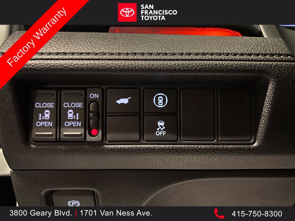 Used 2023 Honda Odyssey Sport image 33