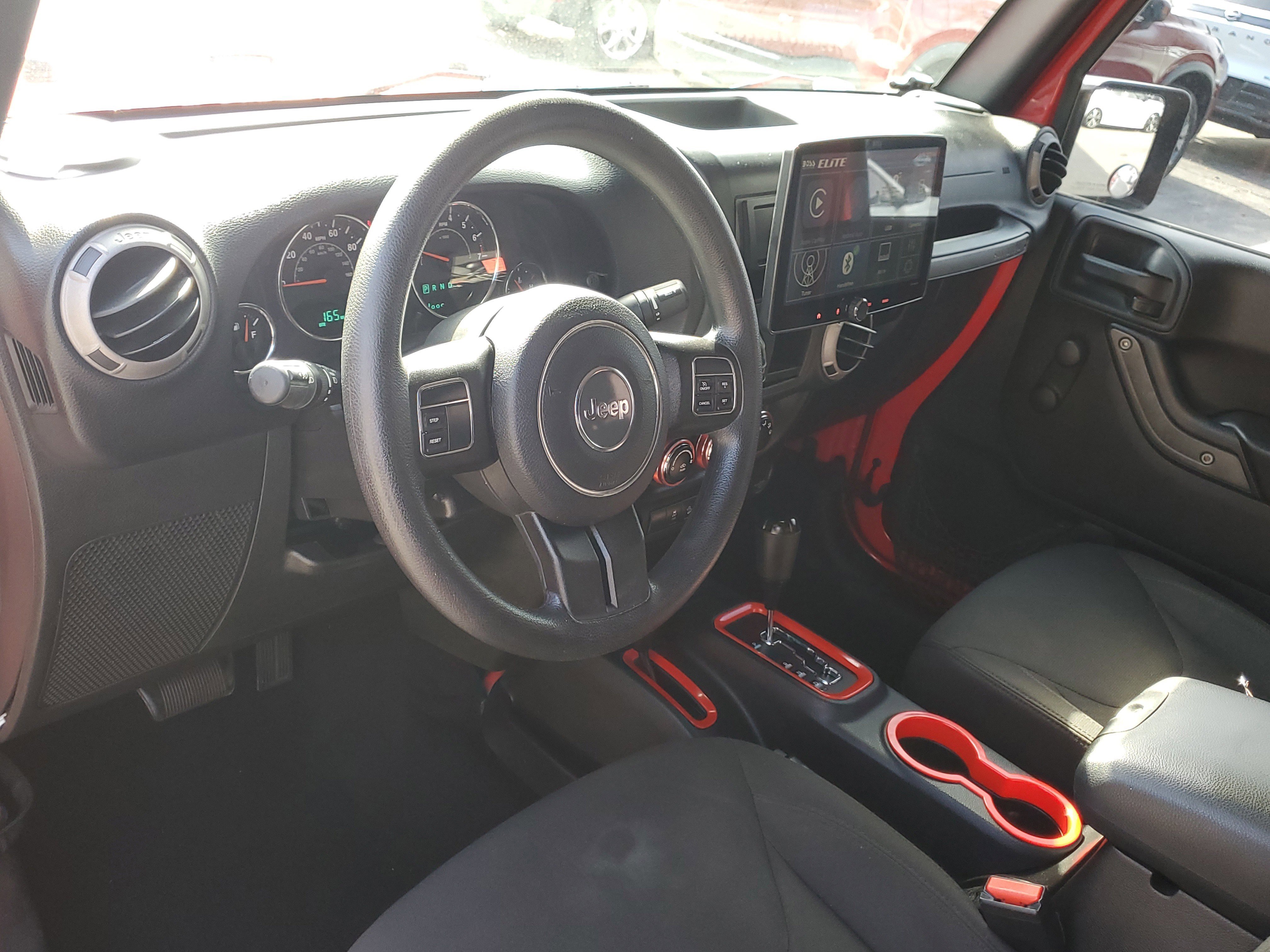 Used 2015 Jeep Wrangler Sport image 14