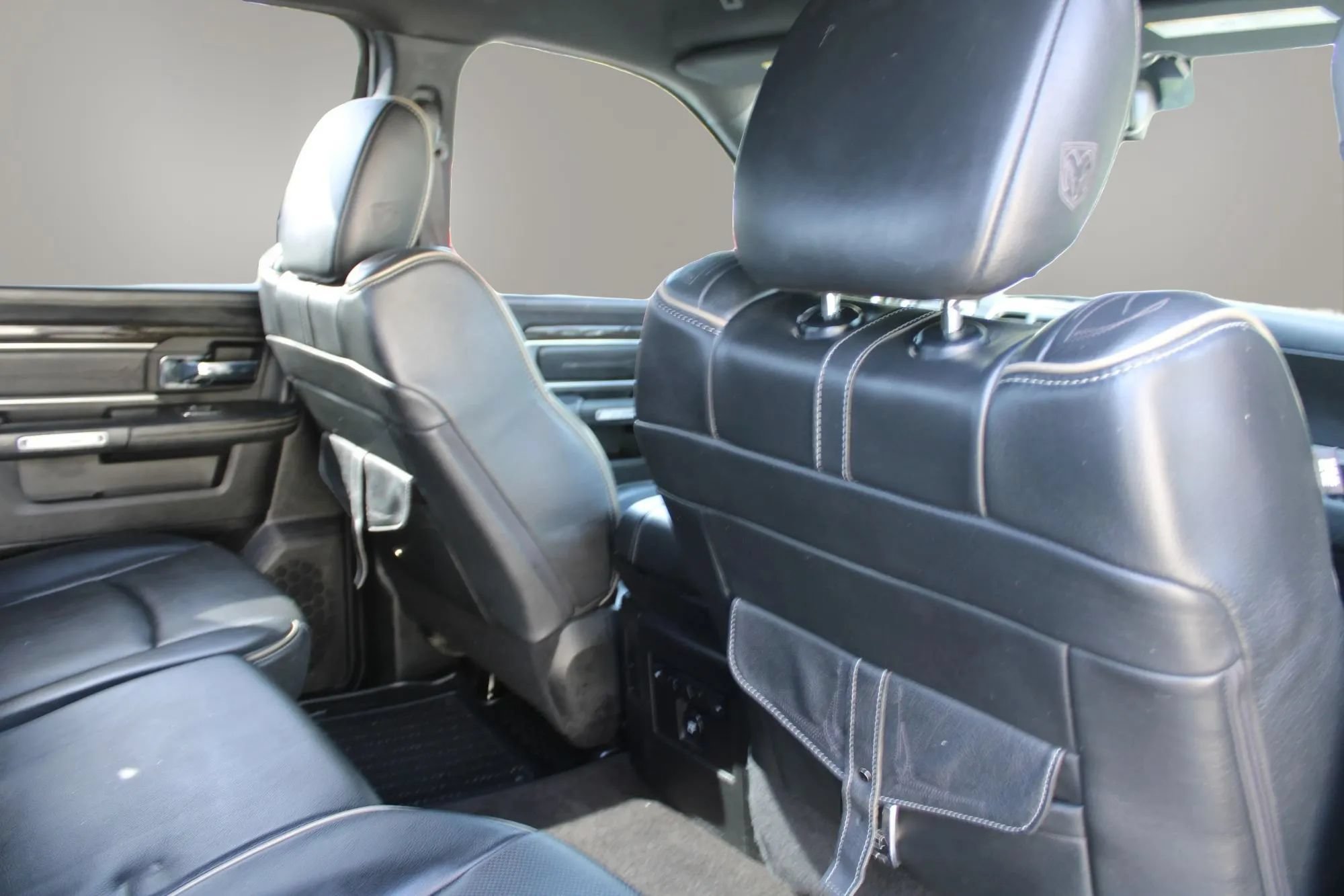Used 2017 RAM 1500 Limited AWD/4WD image 25