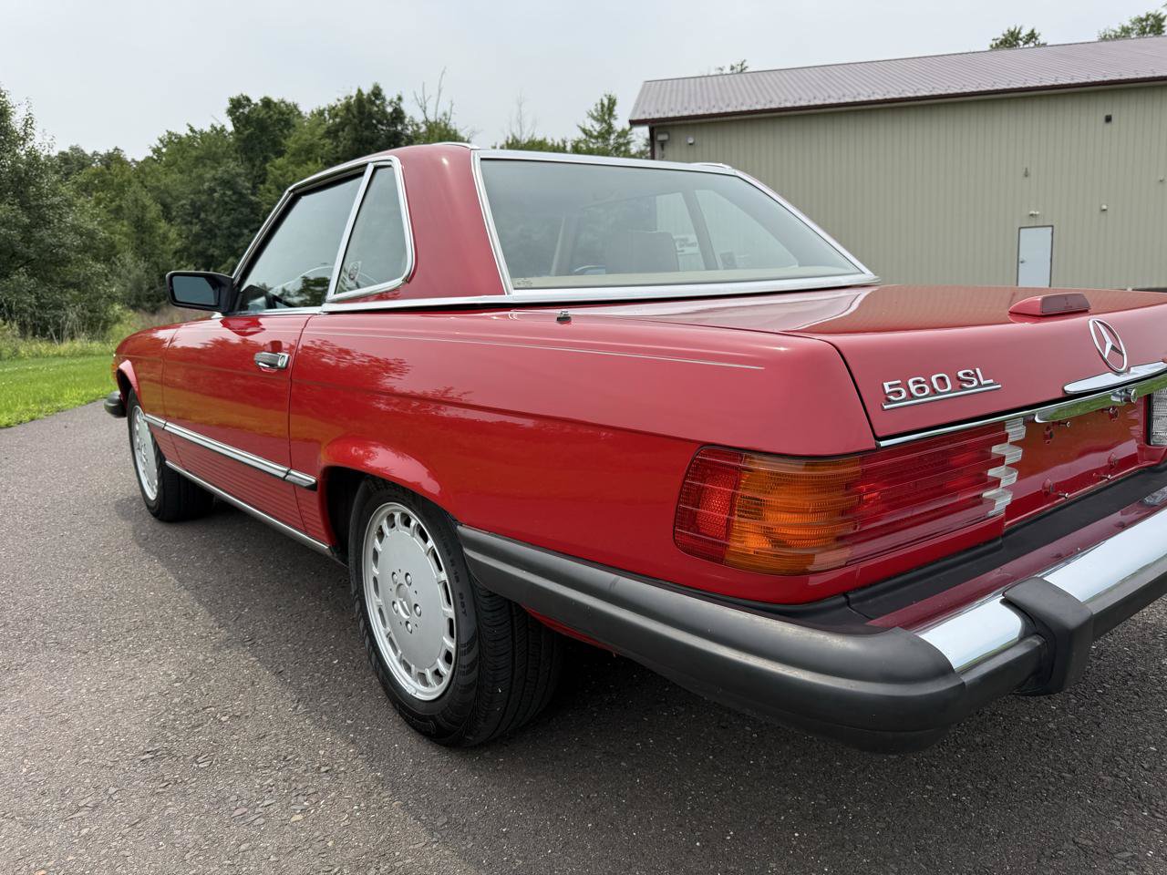 Used 1988 Mercedes-Benz 560 SL image 27