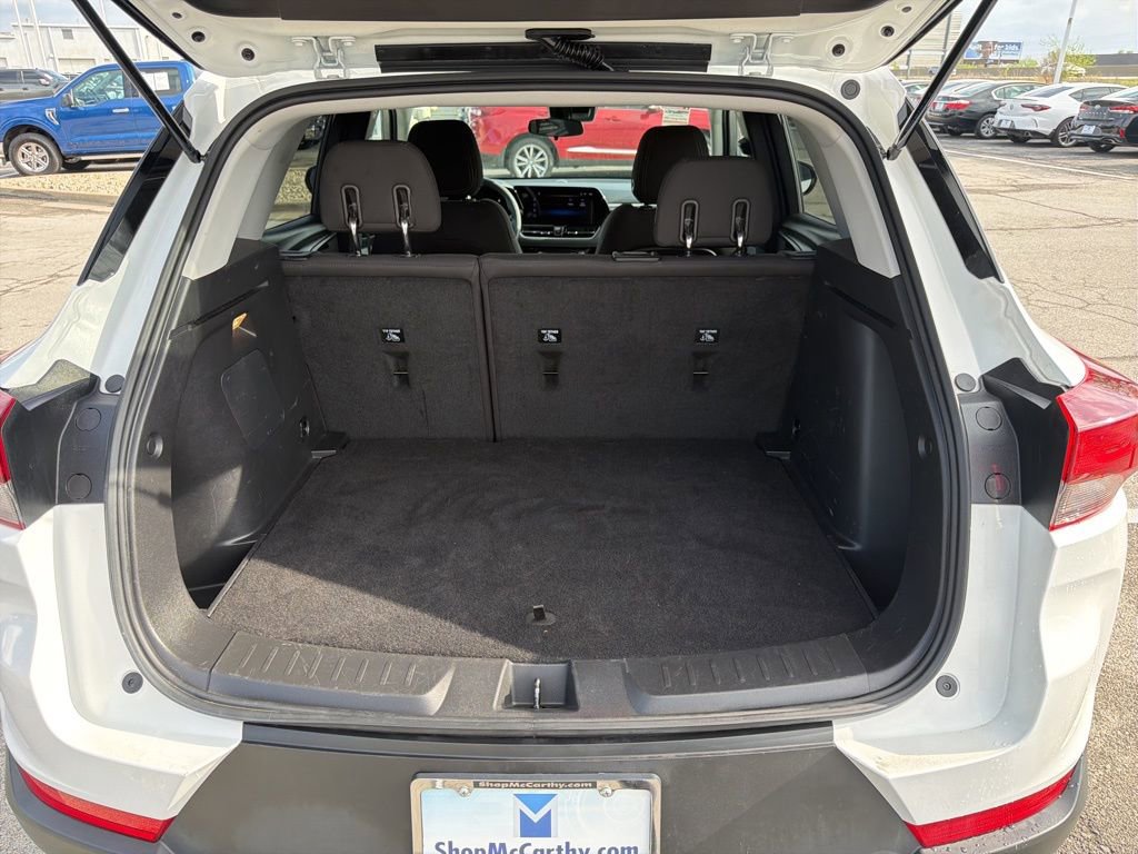 Certified 2025 Chevrolet TrailBlazer LT AWD/4WD image 11