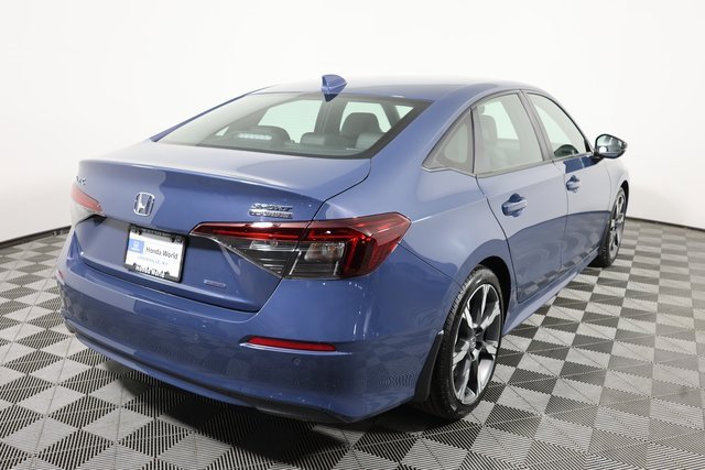 Used 2025 Honda Civic Sport Touring image 5