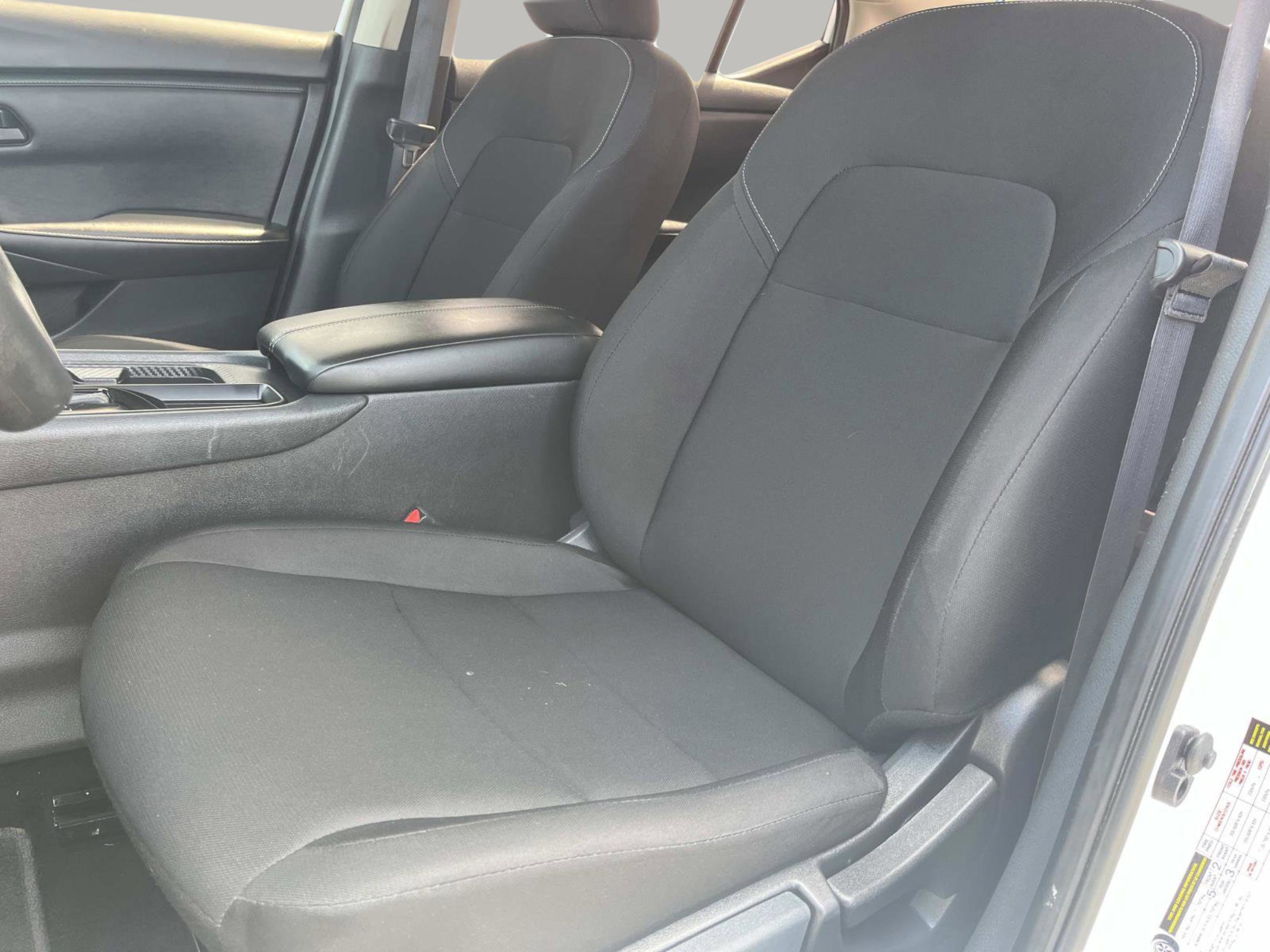 Used 2024 Nissan Sentra S FWD image 25