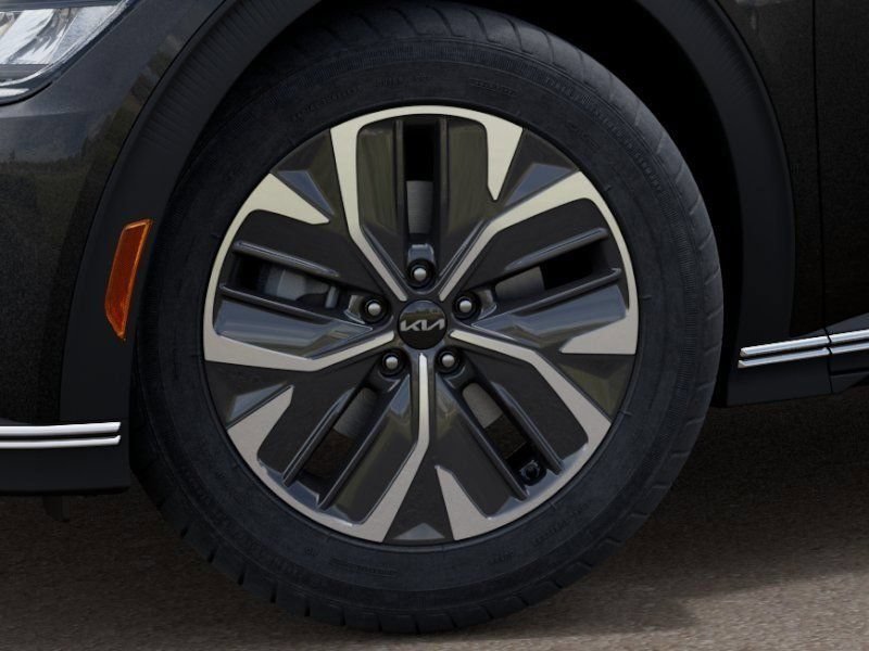 New 2024 Kia EV6 Light RWD image 9