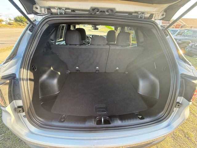 Used 2024 Jeep Compass Sport image 13