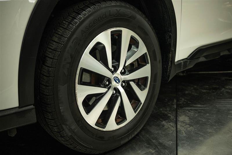 Used 2020 Subaru Outback Premium AWD/4WD image 3