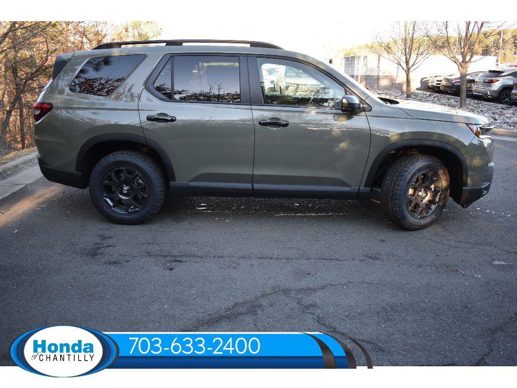 New 2026 Honda Pilot TrailSport image 8