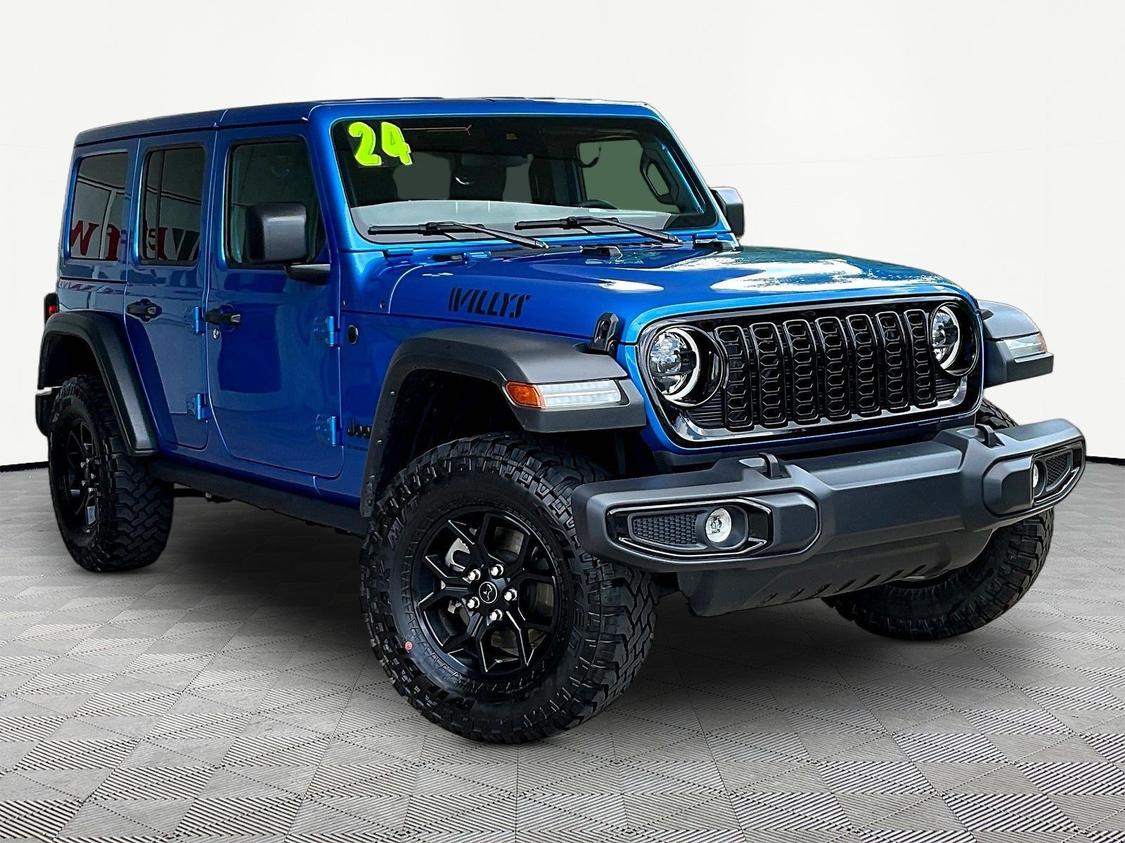 Used 2024 Jeep Wrangler Unlimited Sport AWD/4WD image 3