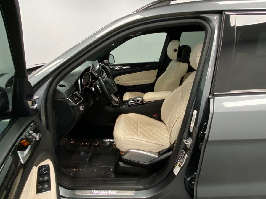Used 2018 Mercedes-Benz GLS 550 4MATIC image 18