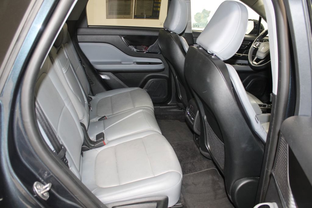 Used 2022 Lincoln Corsair Reserve w/ Equipment Group 201A image 33