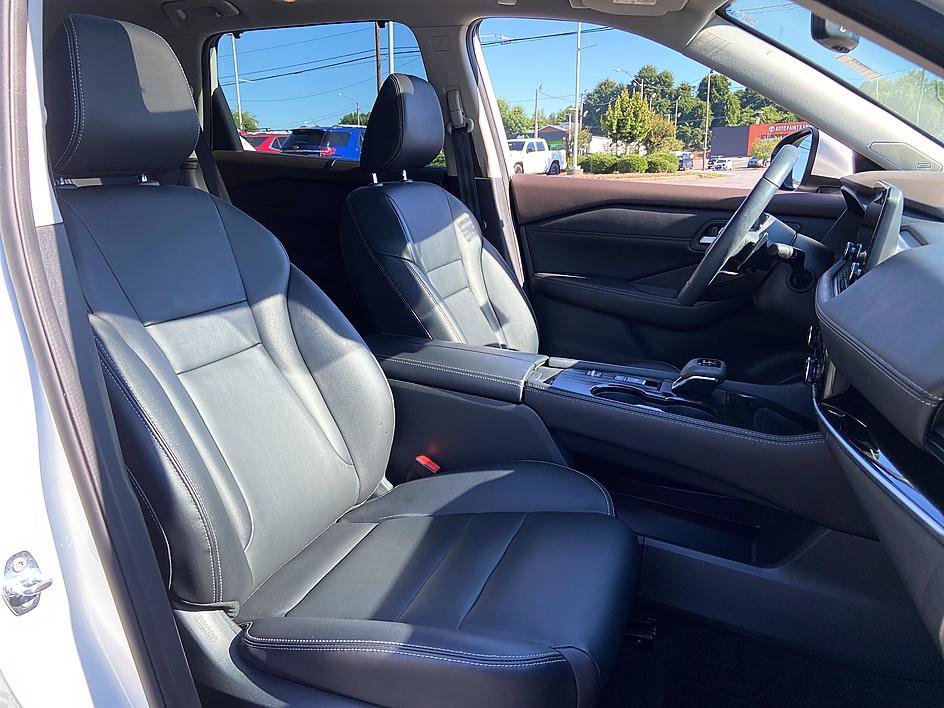 Certified 2023 Nissan Rogue SL w/ SL Premium Package FWD image 18