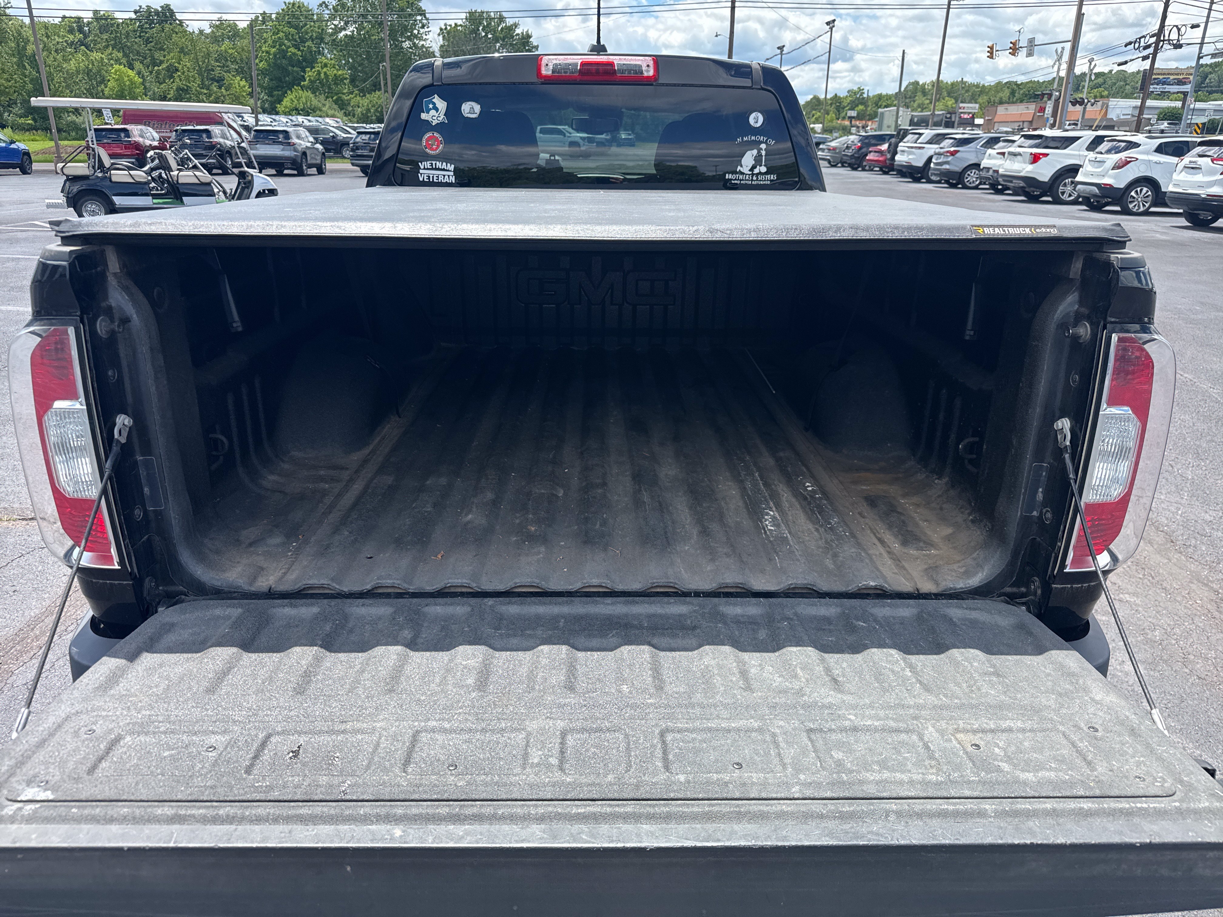 Used 2015 GMC Canyon SLE w/ SLE Convenience Package AWD/4WD image 5