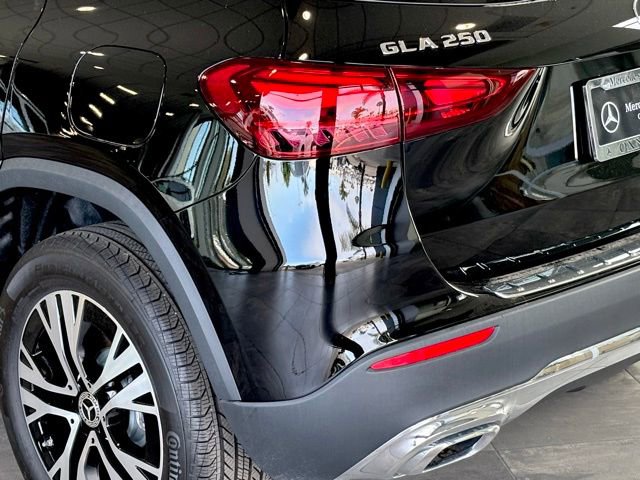Used 2025 Mercedes-Benz GLA 250 image 9