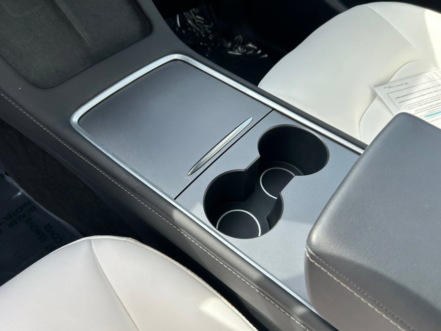 Used 2023 Tesla Model Y Long Range image 20