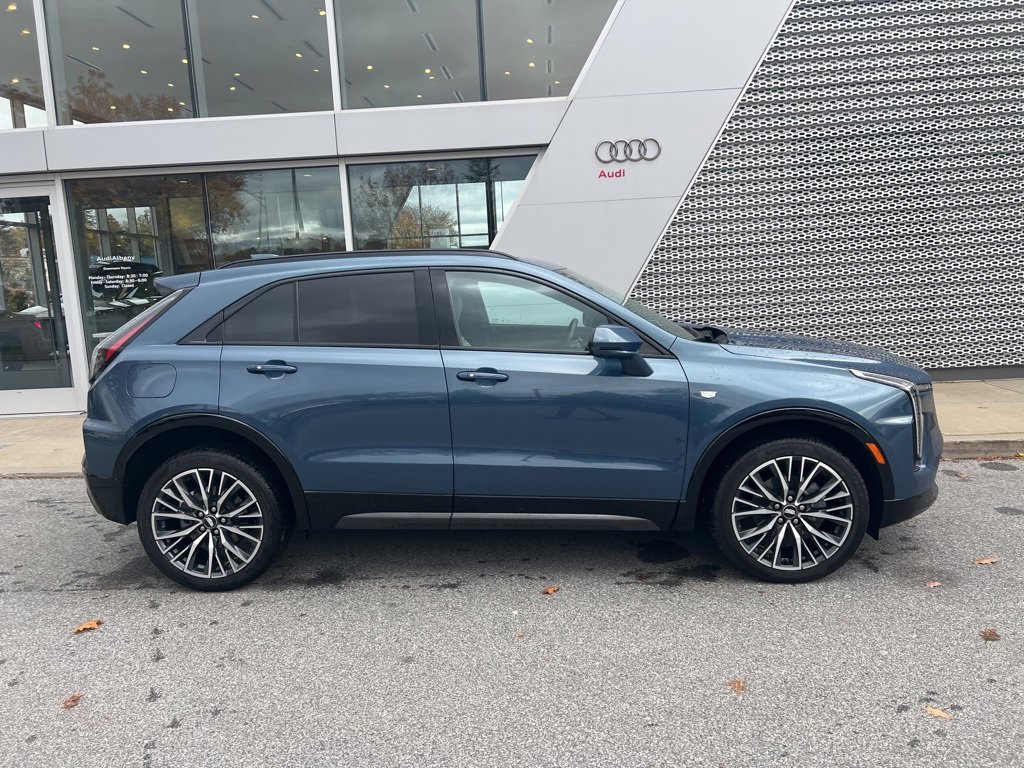 Used 2025 Cadillac XT4 Sport image 17