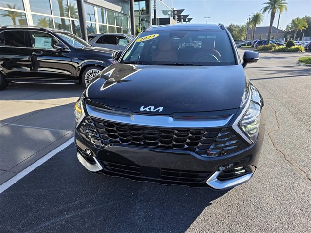 Used 2024 Kia Sportage SX image 3