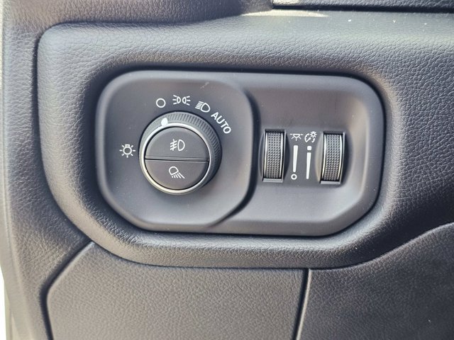 Used 2026 RAM 2500 Laramie AWD/4WD image 20