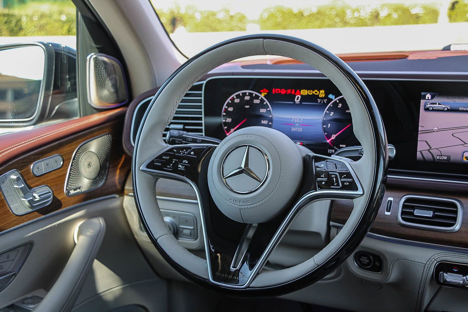 Certified 2024 Mercedes-Benz Maybach GLS 600 4MATIC image 20