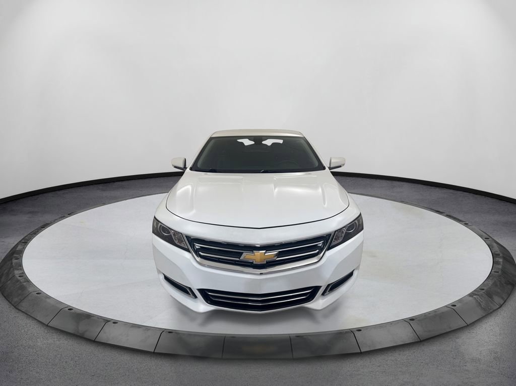Used 2020 Chevrolet Impala LT w/ LT Convenience Package FWD image 2