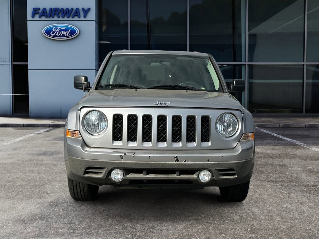 Used 2015 Jeep Patriot Sport w/ Power Value Group AWD/4WD image 3