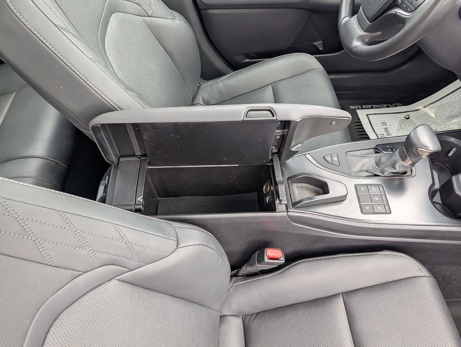 Certified 2024 Lexus UX 250h AWD w/ Premium Package image 22