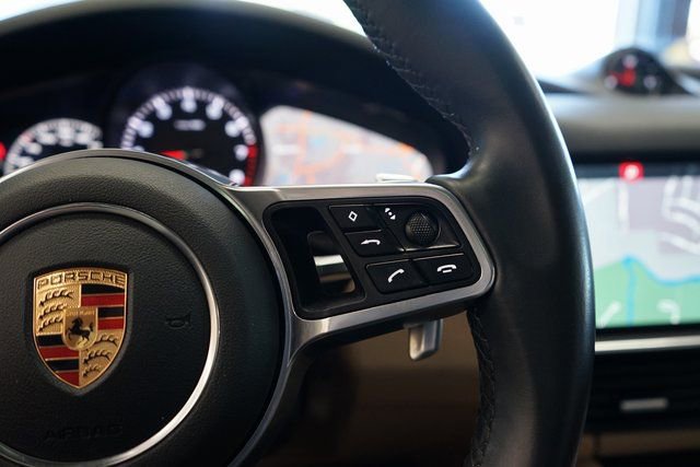 Used 2020 Porsche Cayenne image 34