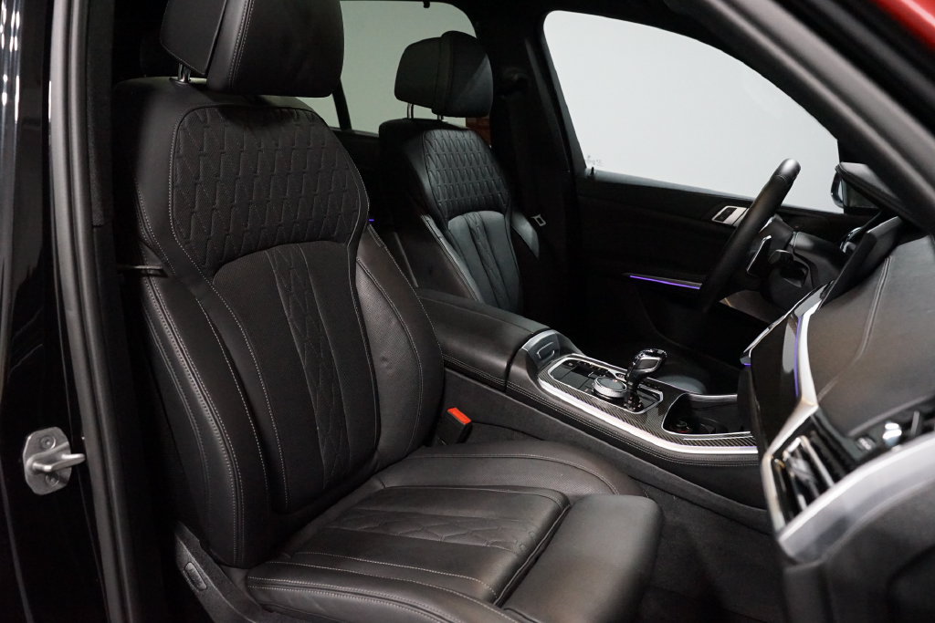 Used 2022 BMW X5 M50i w/ Executive Package AWD/4WD image 29