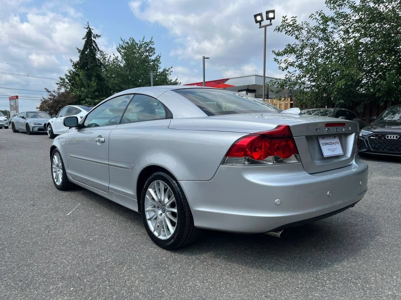 Used 2009 Volvo C70 T5 FWD image 7