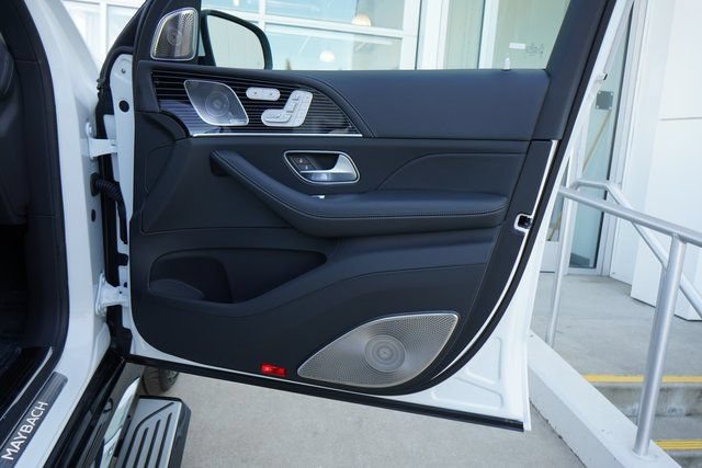 New 2026 Mercedes-Benz Maybach GLS 600 4MATIC image 19