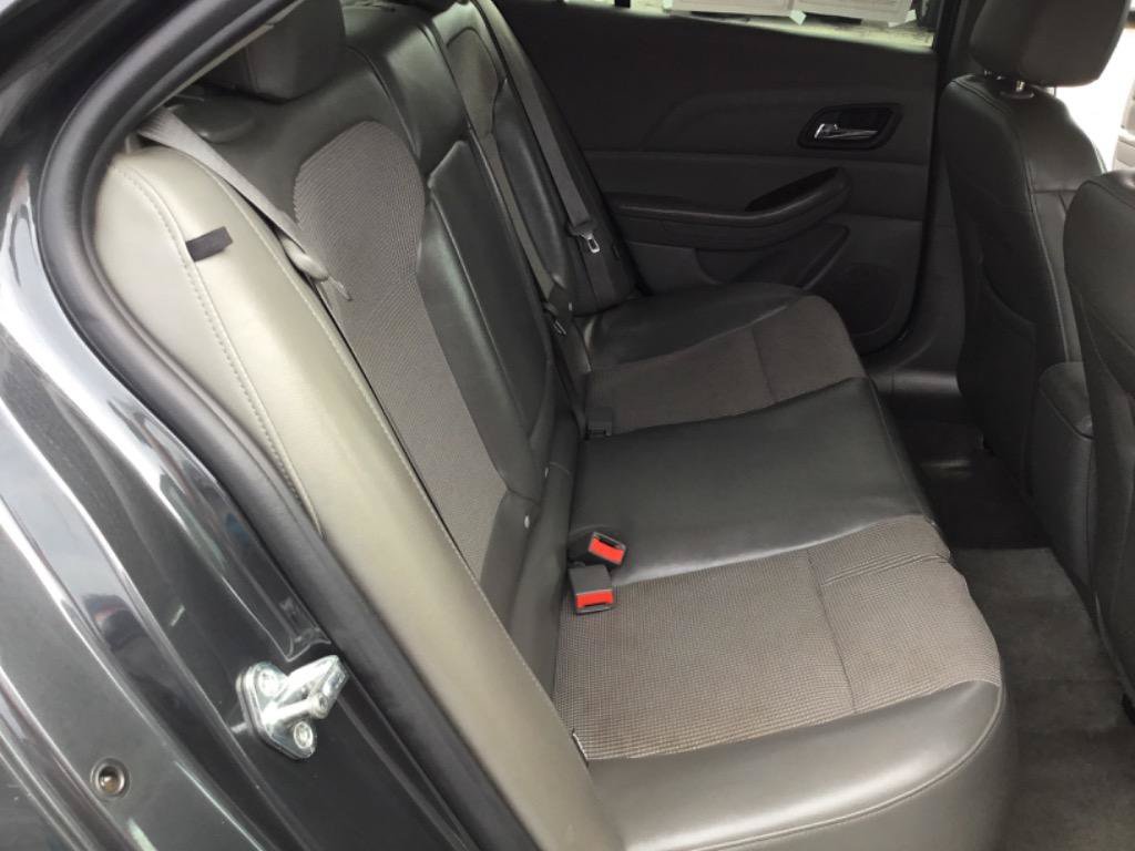 Used 2015 Chevrolet Malibu LT w/ Power Convenience Package FWD image 30