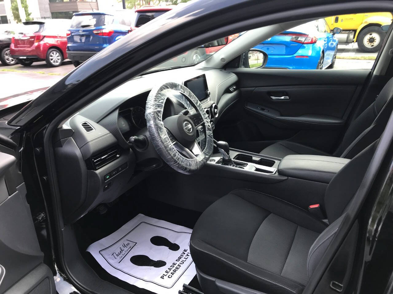 Used 2020 Nissan Sentra SV w/ Trunk Package FWD image 9