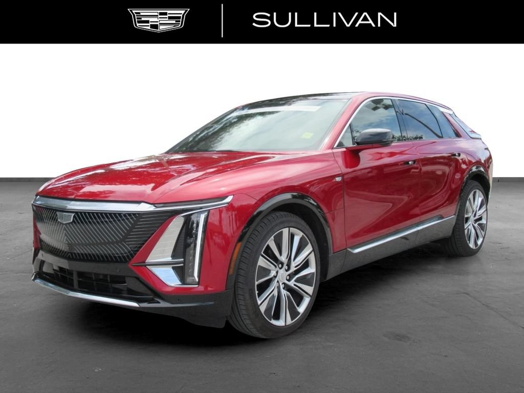 Certified 2025 Cadillac Lyriq Luxury w/ LPO, Floor Liner Package AWD/4WD image 4