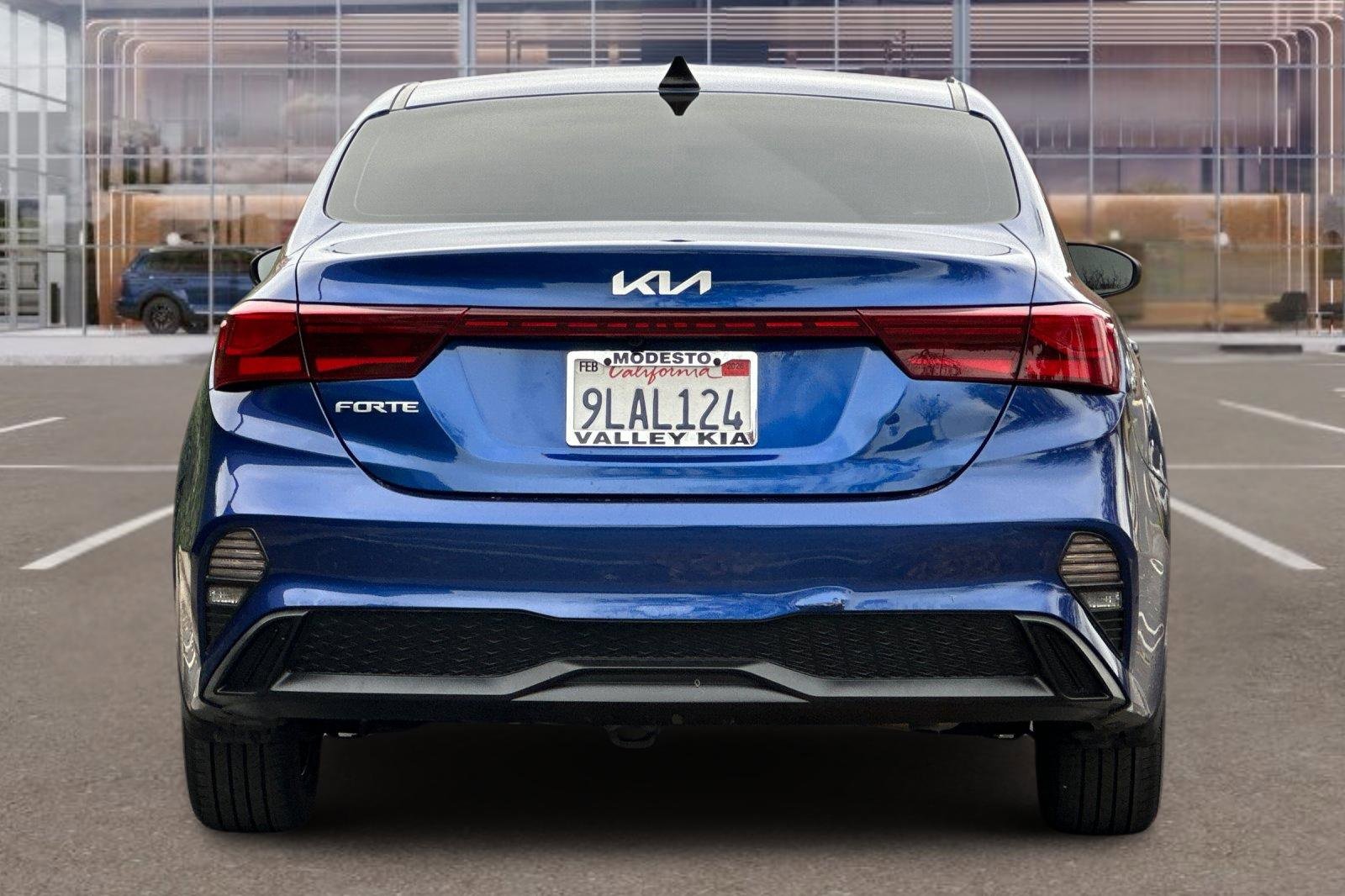 Used 2024 Kia Forte LXS image 5