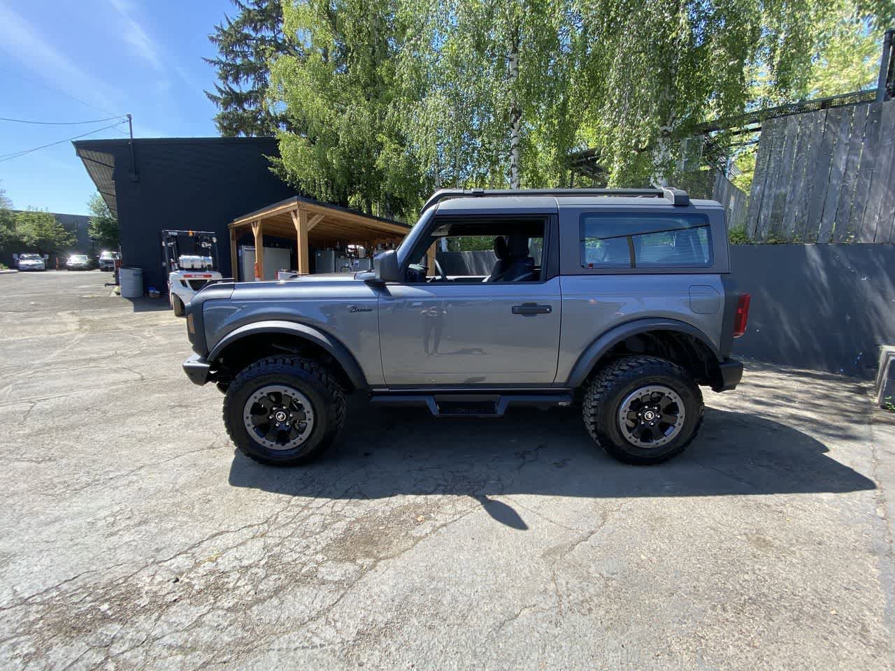 Used 2022 Ford Bronco 2-Door AWD/4WD image 3