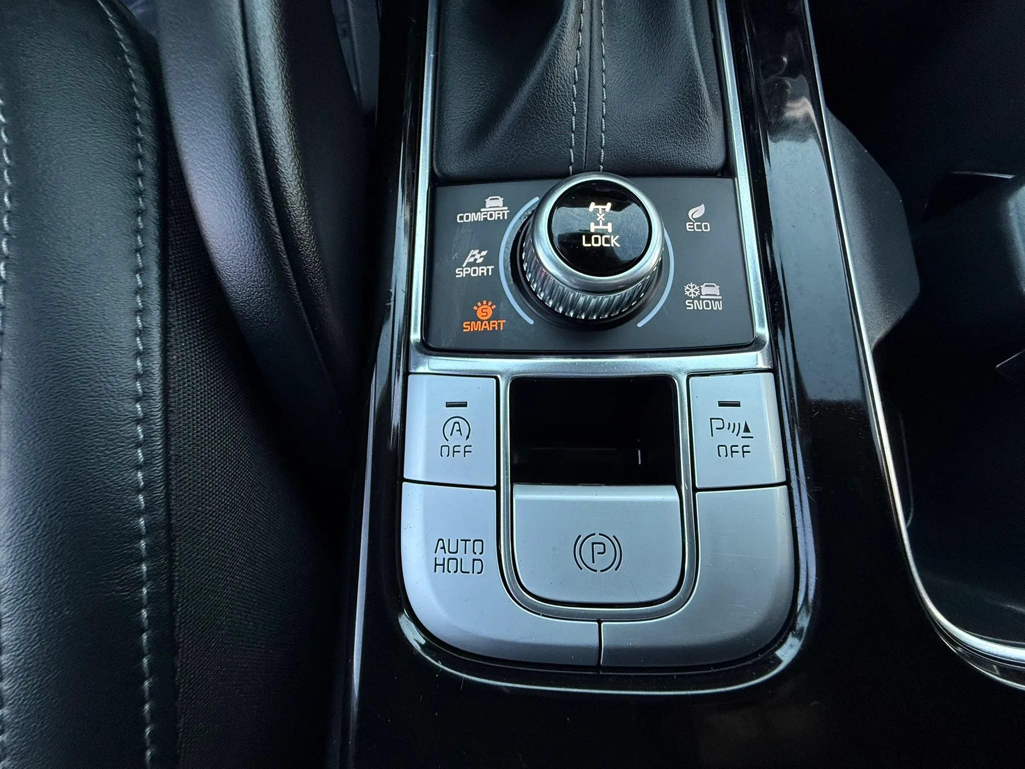 Used 2022 Kia Telluride S AWD/4WD image 24