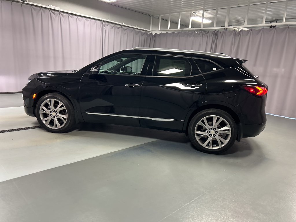 Used 2019 Chevrolet Blazer Premier w/ Sun and Wheels Package AWD/4WD image 4