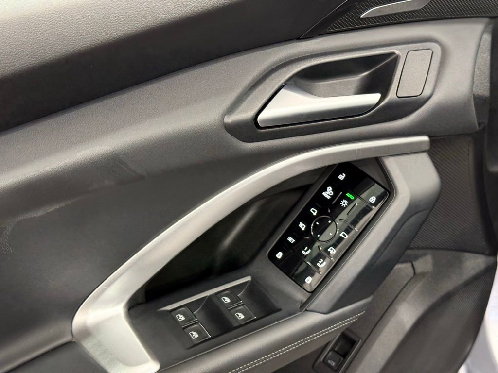 Used 2025 Audi Q5 Premium Plus image 17
