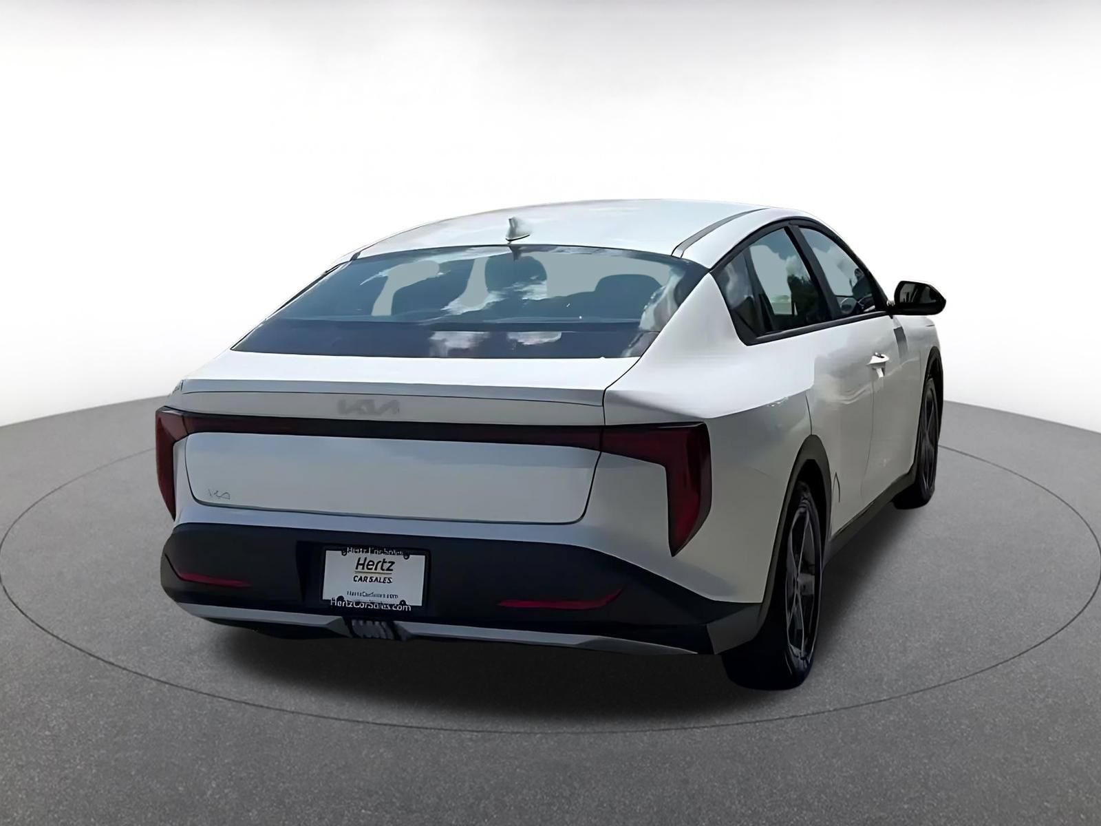 Used 2025 Kia K4 FWD image 13