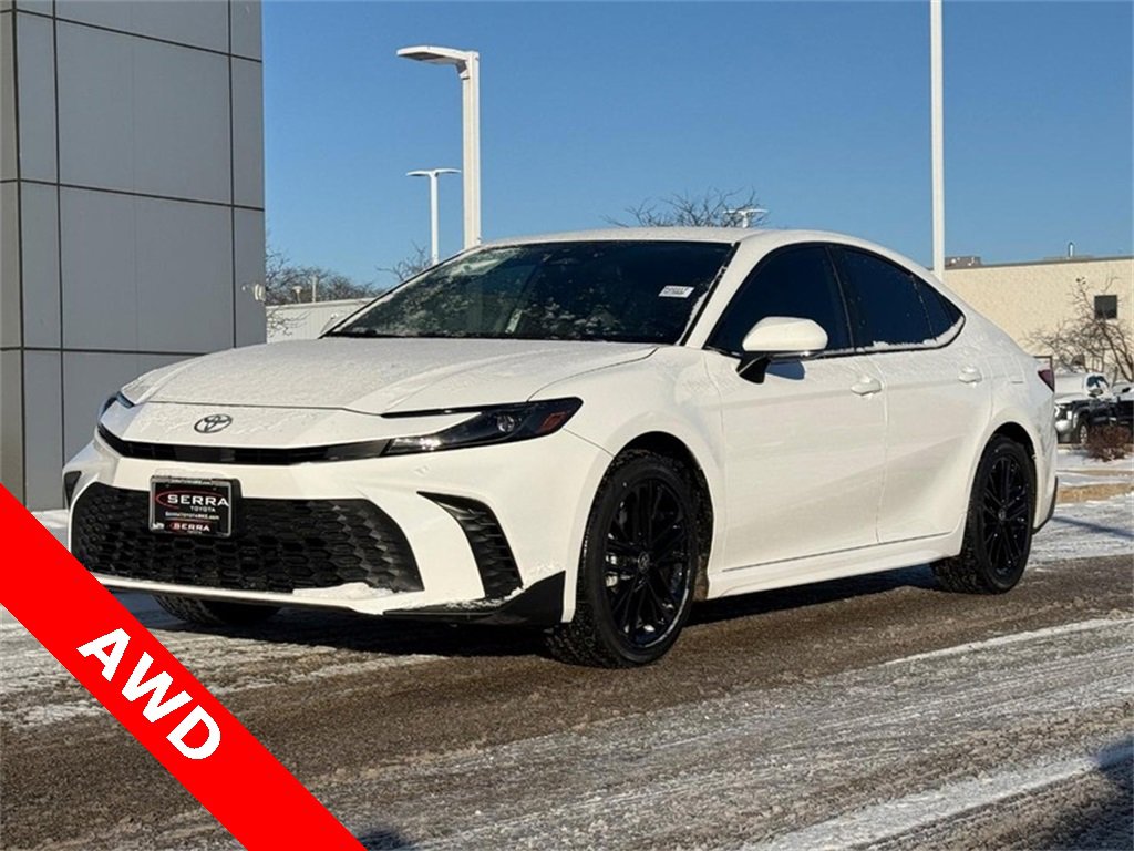 Used 2025 Toyota Camry LE image 7